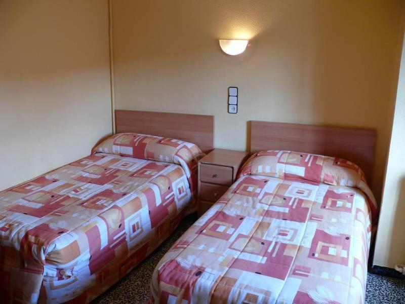 Hostal Rodes Mequinenza Værelse billede